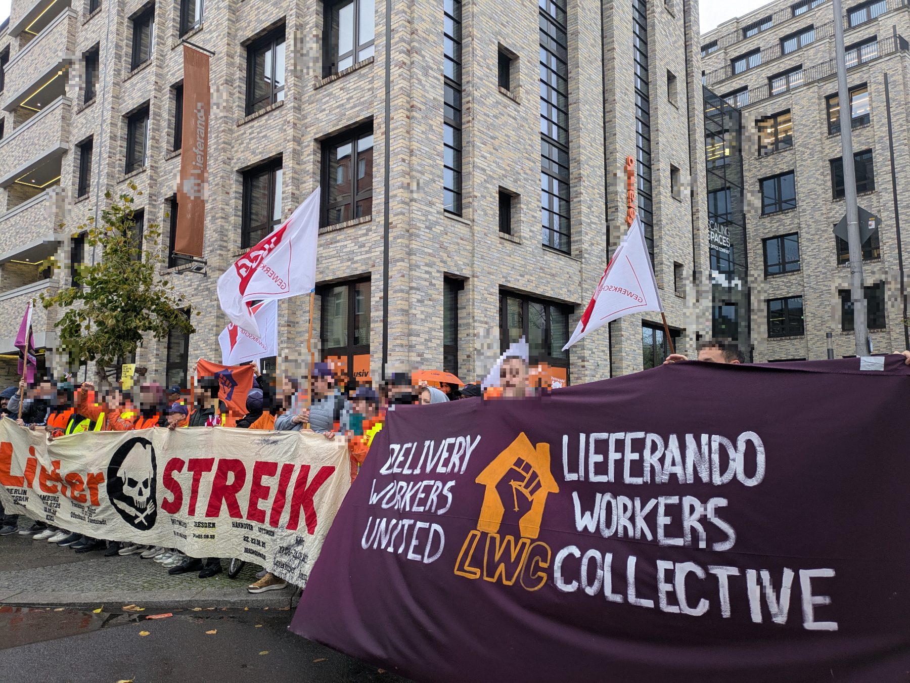Streikbanner: Liefer Streik